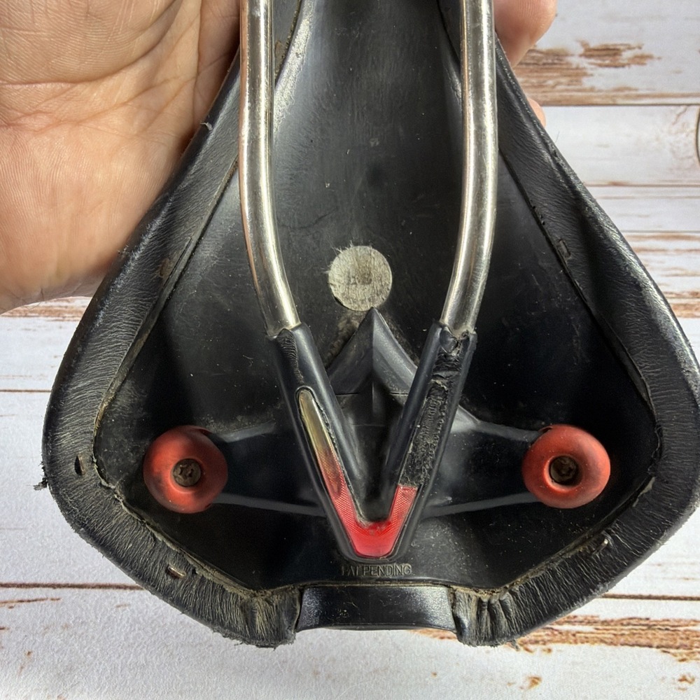 Selle Italia Signo Titanium Vintage Road Racing Saddle Black - Picture 8 of 9